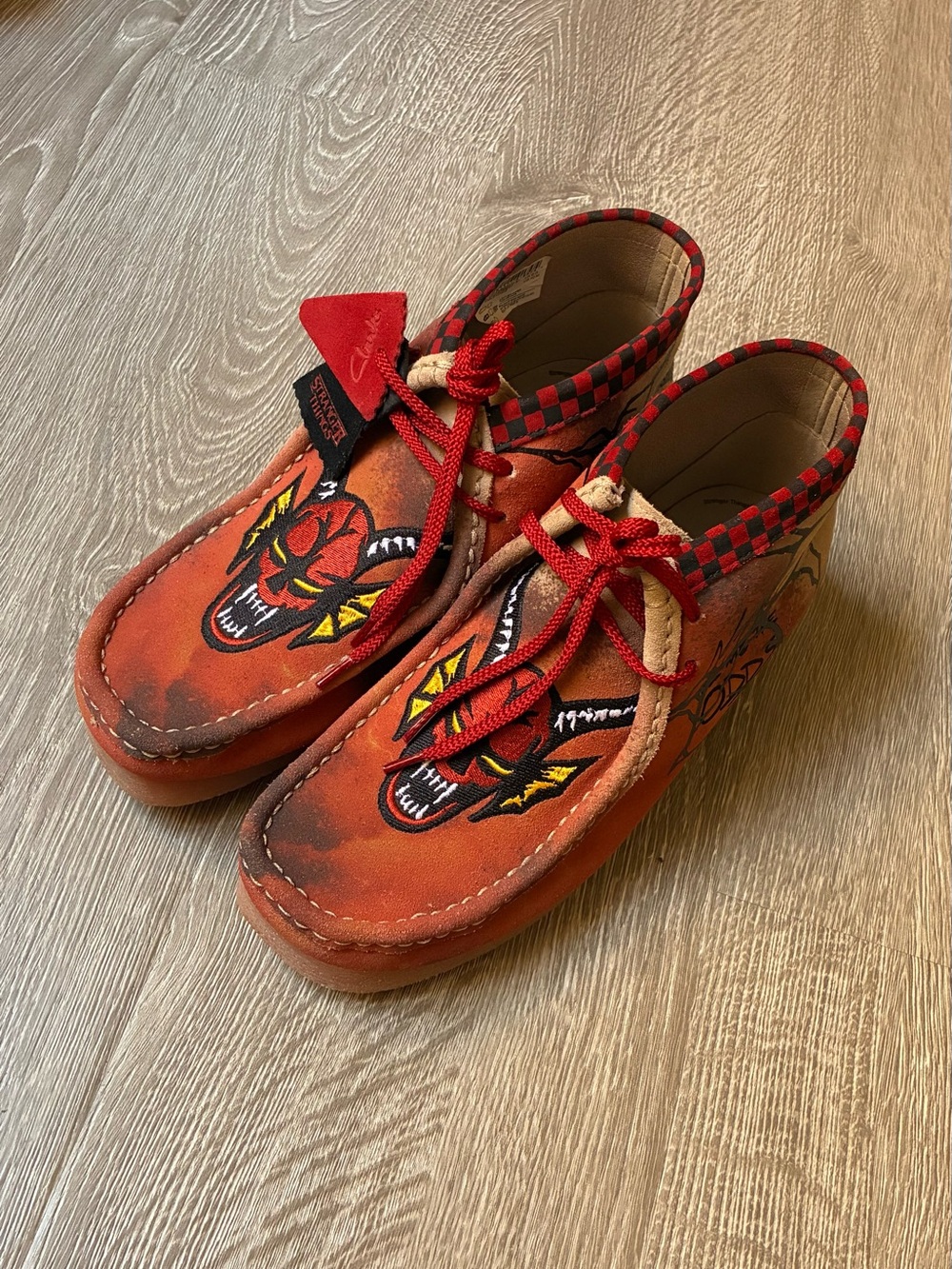 Clarks Wallabee Stranger Things Hellfire Club Size 10 Rare Collab